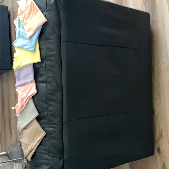 Super cute v tank tops different cute colors - Picture 1 of 3